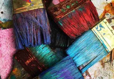 商业模式《每日大赛在线观看》跨界合作快报